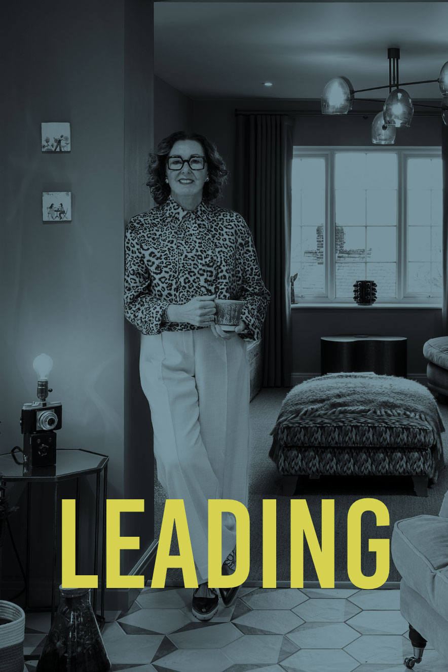 leading